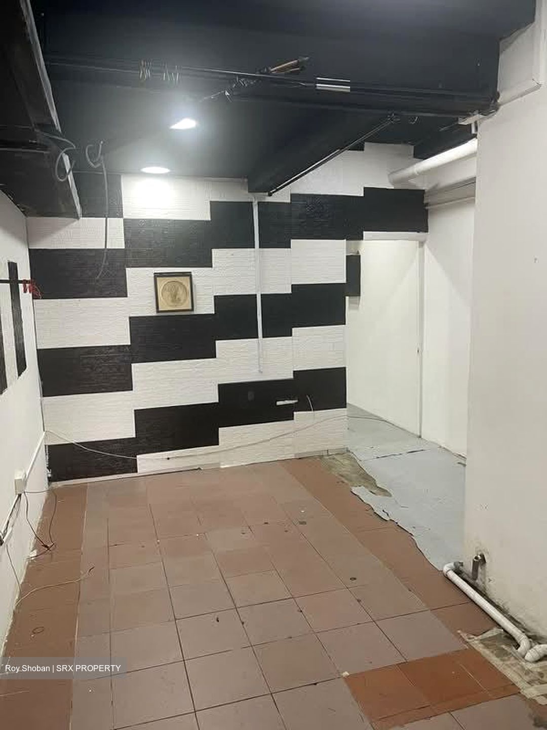 Little India Conservation Area (D8), Shop House #572984311